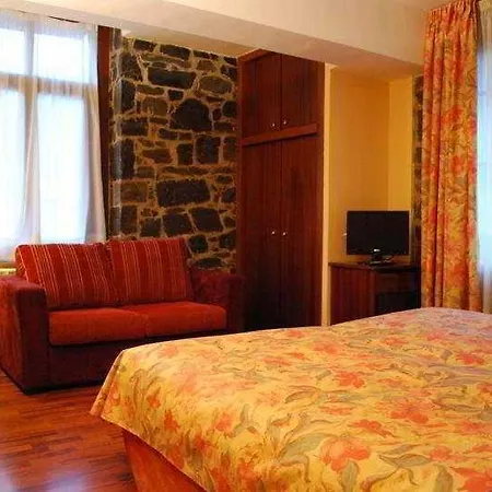 Amoretes 3* La Molina (Girona)